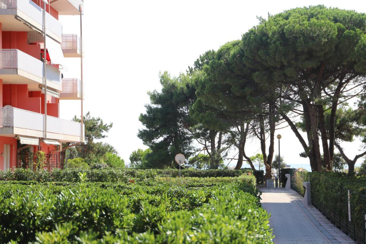Condominio Biloba-Gemini Bibione Exterior photo