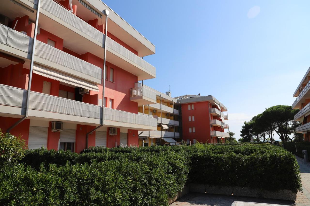 Condominio Biloba-Gemini Bibione Exterior photo
