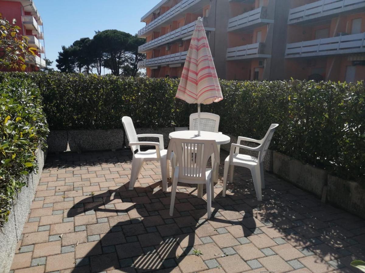 Condominio Biloba-Gemini Bibione Exterior photo